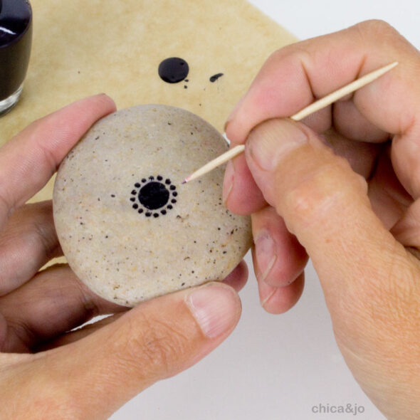 How to paint Mandala rocks with nail polish