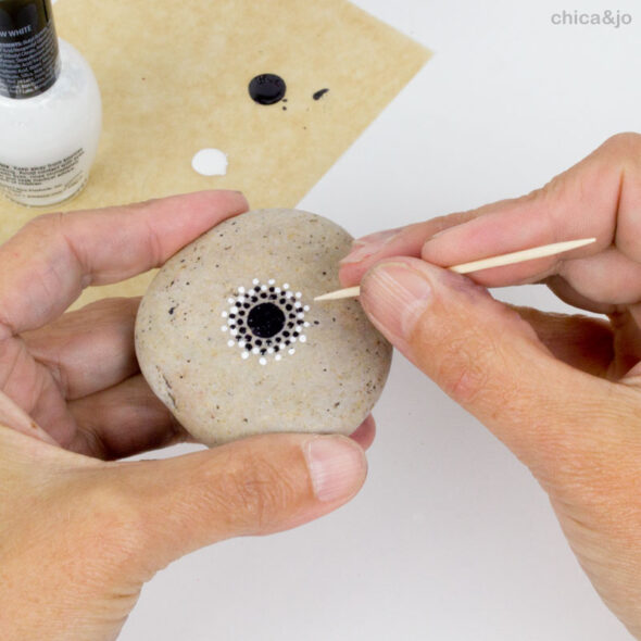 How to paint Mandala rocks with nail polish