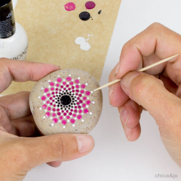 How to paint Mandala rocks with nail polish