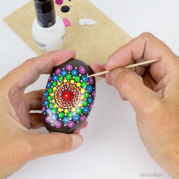 How to paint Mandala rocks with nail polish