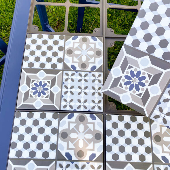 Tile top patio table makeover