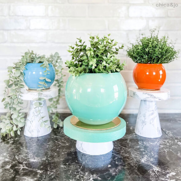 DIY Faux Marble Pedestals