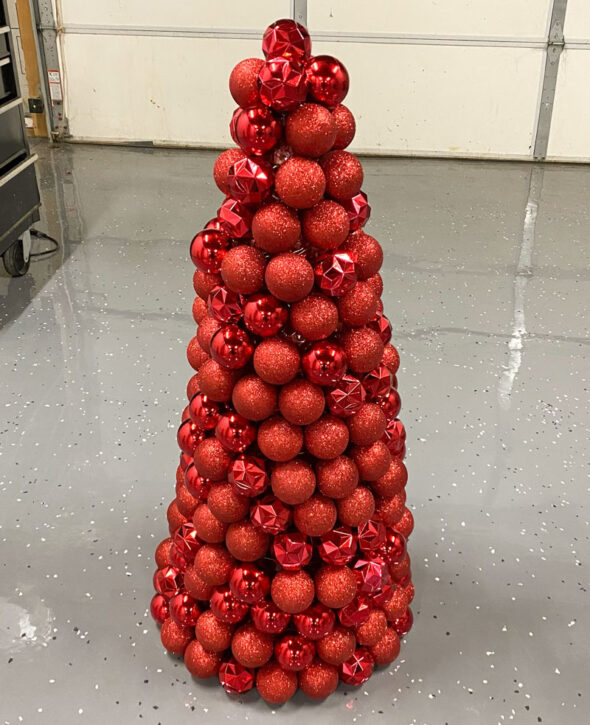 Christmas trees made from tomato cages and ornaments