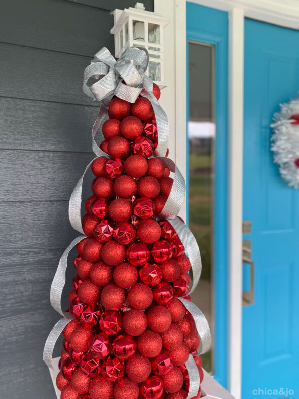 Christmas trees made from tomato cages and ornaments