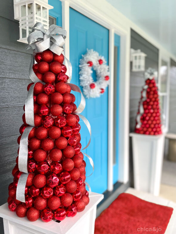 Christmas trees made from tomato cages and ornaments