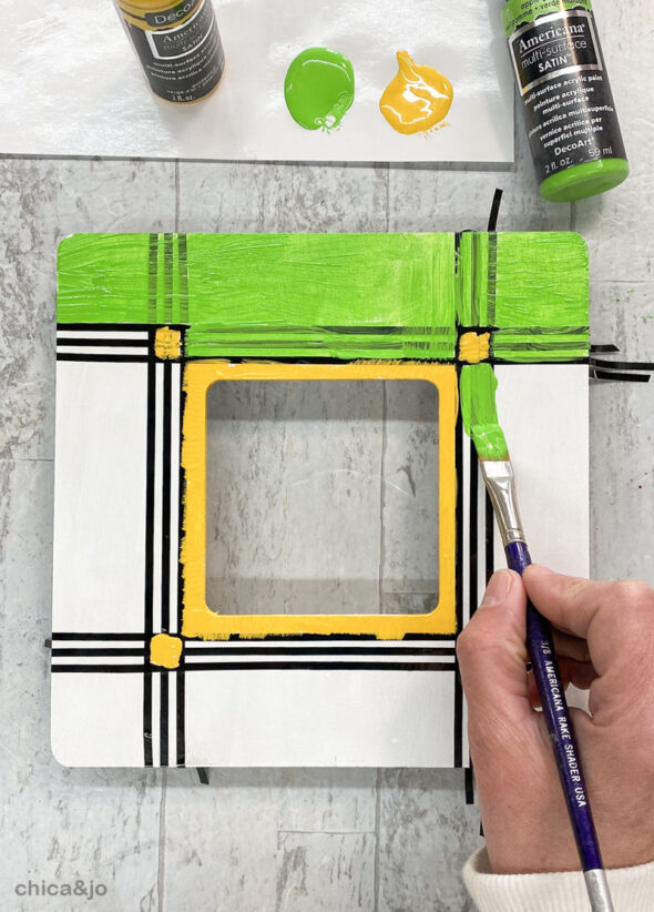 Get ultra-thin masking tape lines with whiteboard grid tape