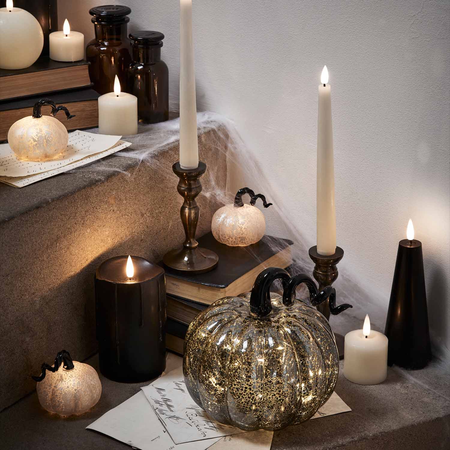 Easy and Elegant Halloween Decor | Chica and Jo