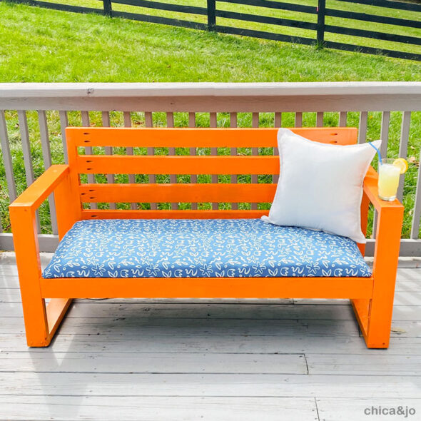 Tips for painting outdoor patio furniture