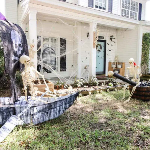 15+ Skeleton Halloween decorating ideas