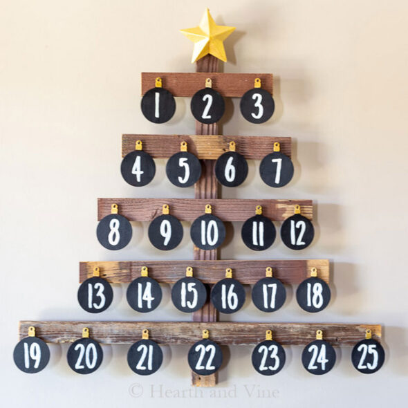 diy advent calendar ideas - barnwood slats