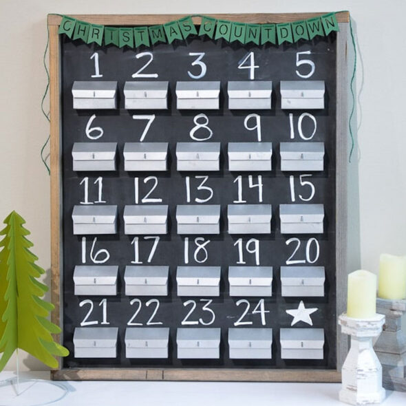 diy advent calendar ideas - rustic chalkboard