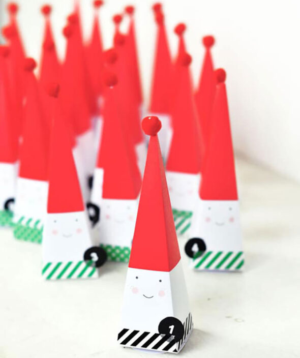 diy advent calendar ideas - santa favor boxes