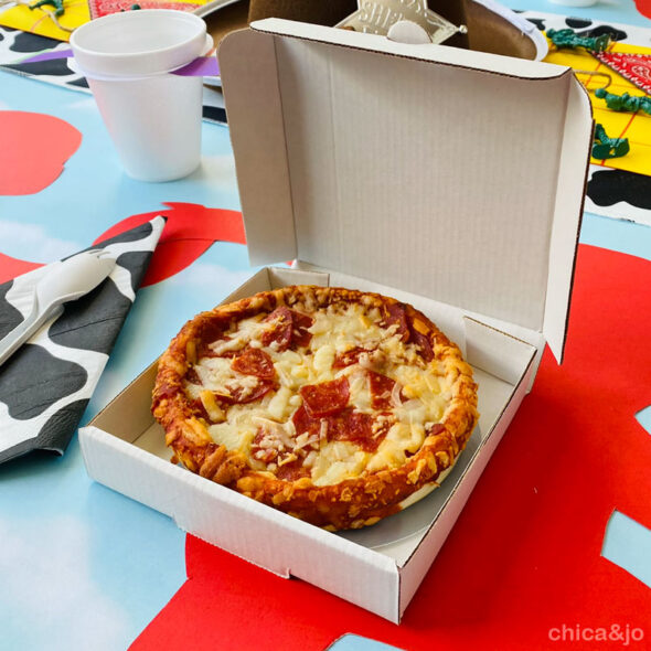 Toy Story party ideas - Individual pizza in mini pizza boxes