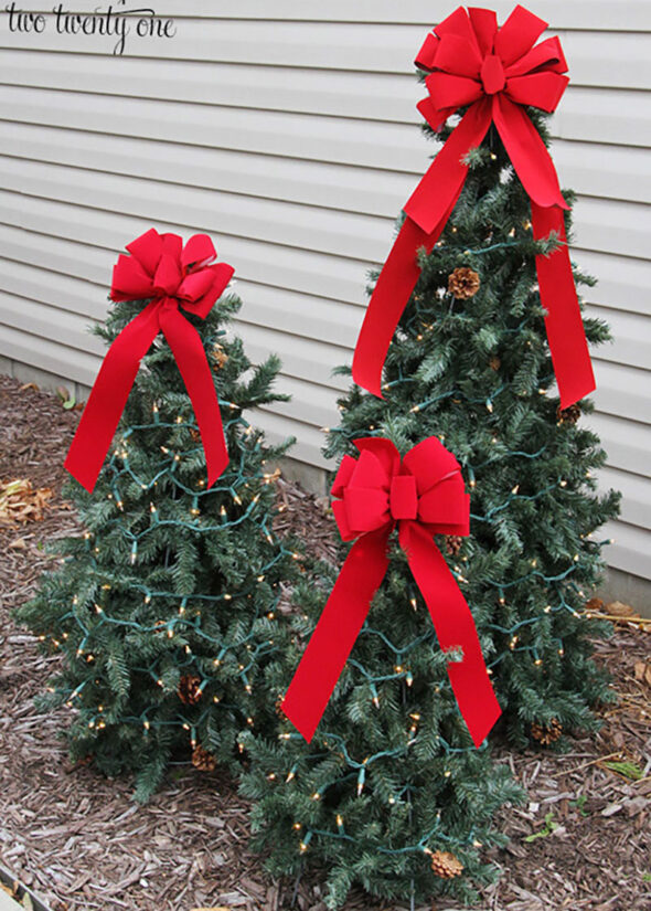 tomato cage christmas tree ideas - faux garland