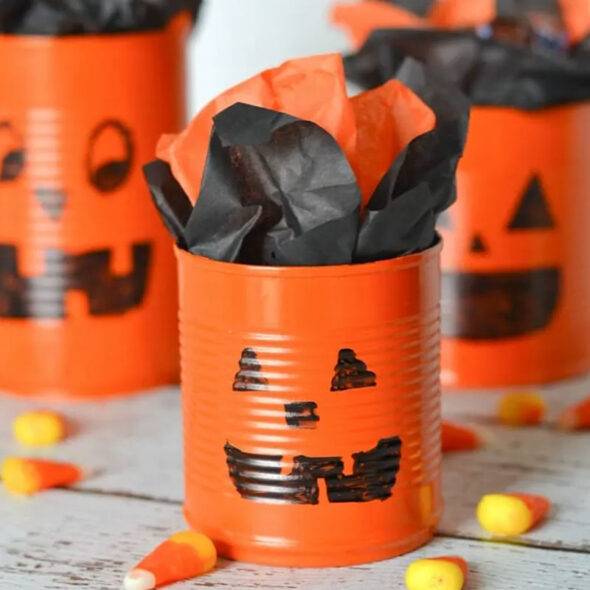 cheap and easy halloween decorations