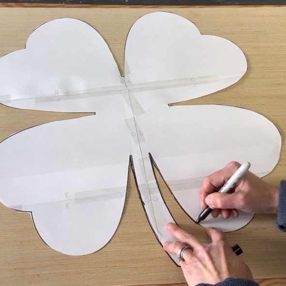 four-leaf clover wreath for st. patrick's day - printable template